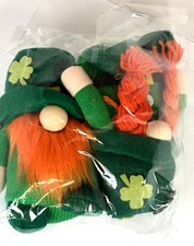 St. Patrick  s Day Gnomes Leprechaun Plush Irish Lucky Centerpiece Decor 2 Pack