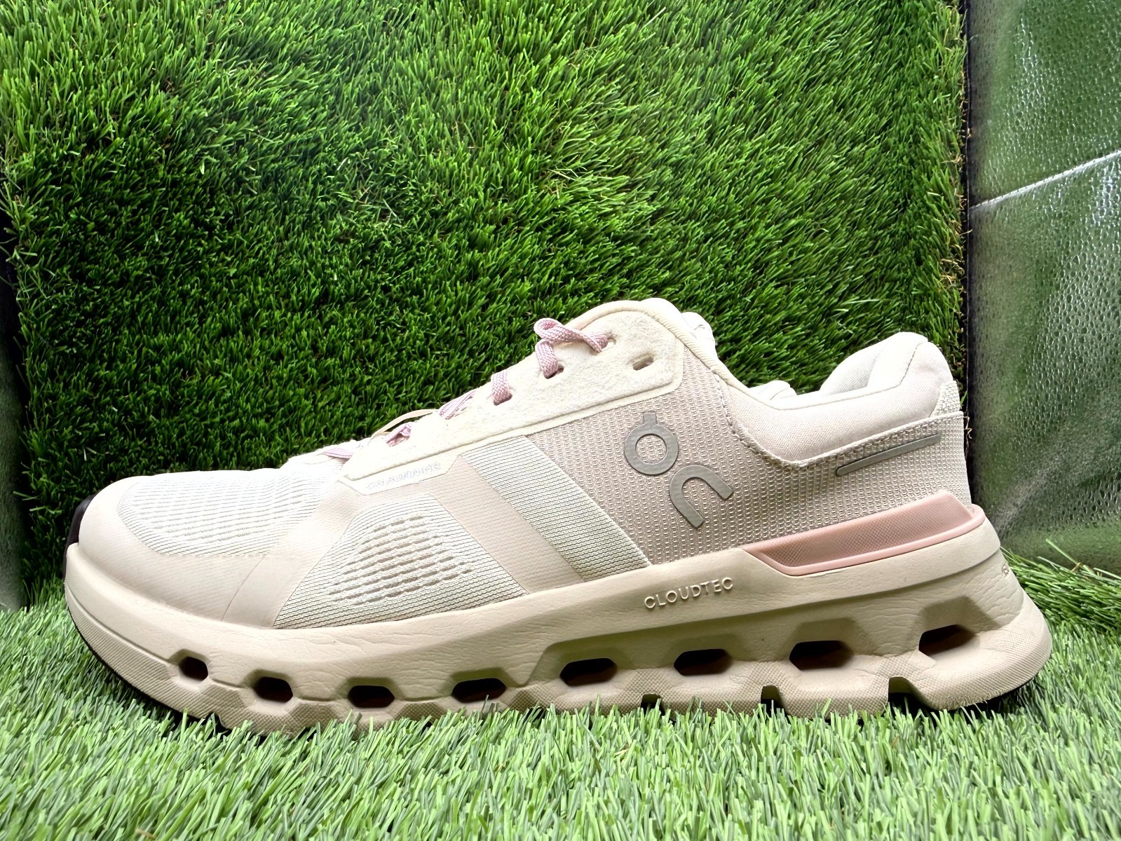 On Running Cloudrunner 2 3WE10133161 Athletic Sne… - image 4