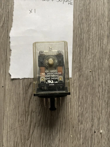 Cutler-Hammer D3PR2A Relay 120VAC Coil