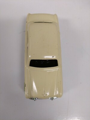 Vintage Corgi Ford Zephyr estate & a Dinky Ford Zephyr saloon 162 inc box | UK
