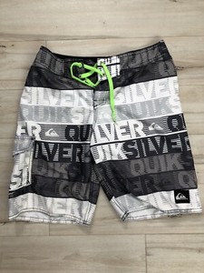 boys quicksilver shorts