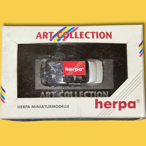 "Herpa 045018 Art Collection - Bmw Z1 \"Space\" H0 1:87 In Pc-Vitrine & Ovp"-image
