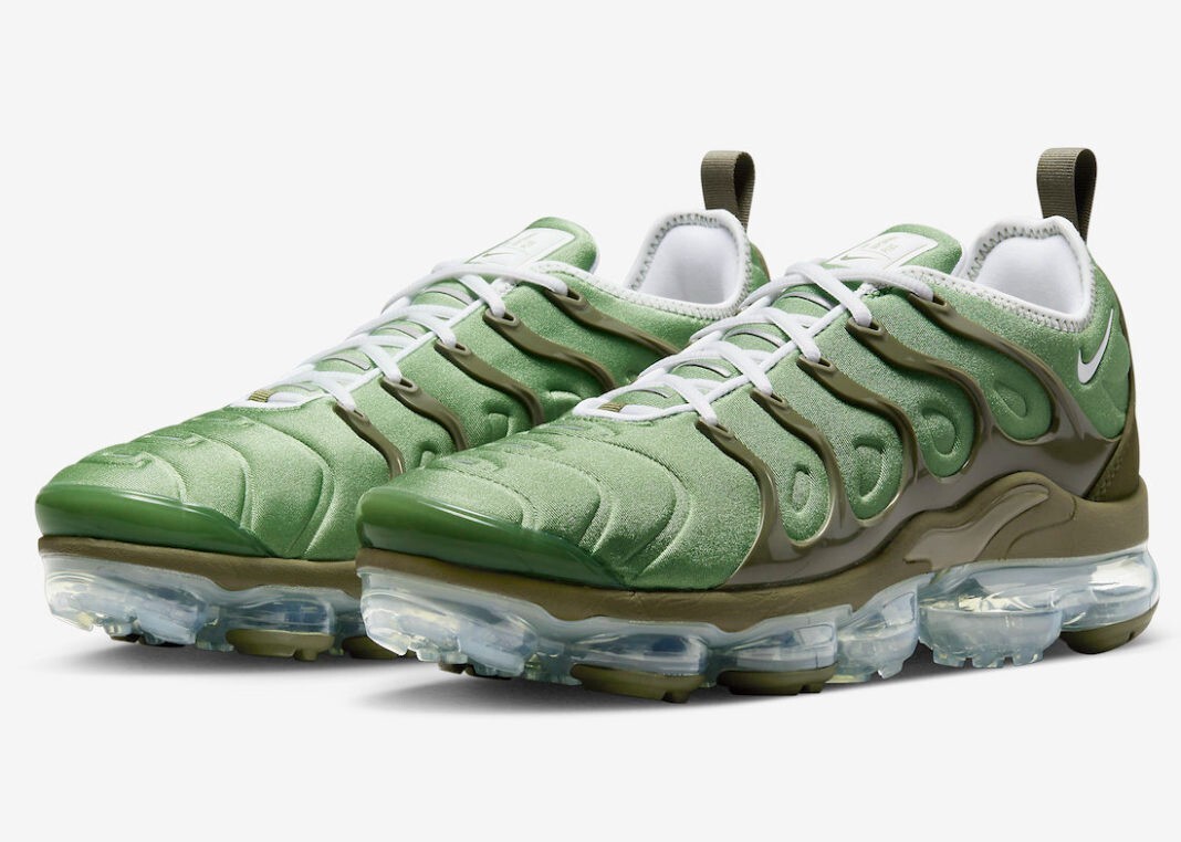 Size 8 Mens - Nike Air VaporMax Plus Oil Green Brand New