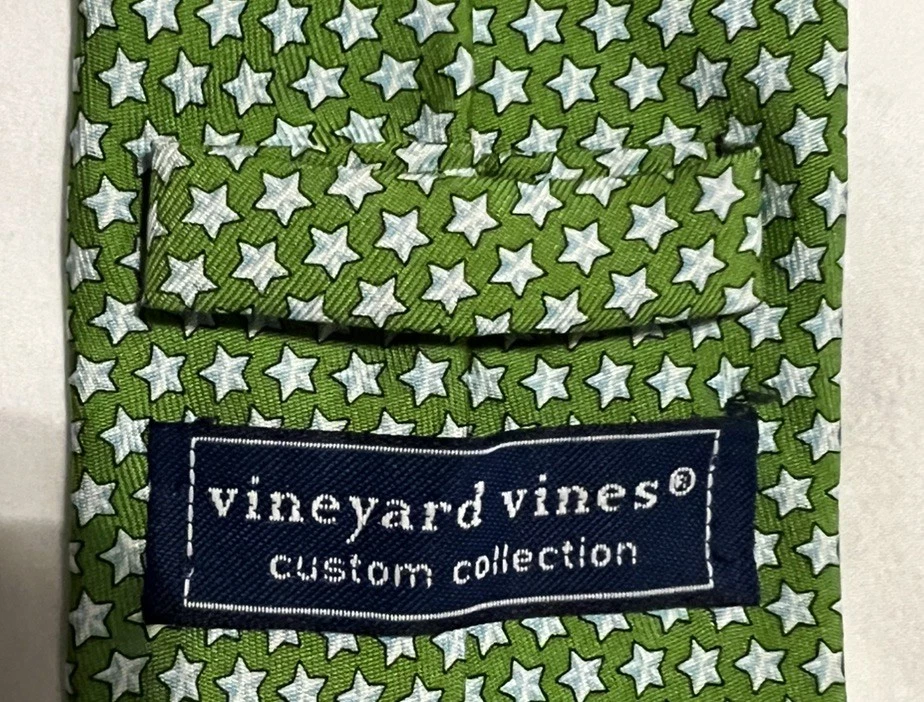Шелковый галстук Vineyard Vines Martha's Vineyard Flower Green Star - Изображение 3 из 4