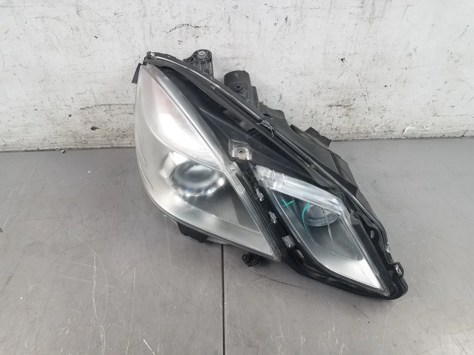 2012 Mercedes AMG E 63 универсал правый пассажирский фары - * #83055 P11 - Изображение 2 из 4