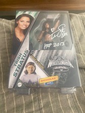 Trish Stratus Wrestling Cards, Autograph and Memorabilia Guide 20