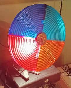 spinning color wheel