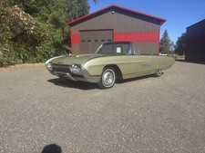 1963 Ford Thunderbird 