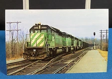 Burlington Northern Railroad Locomotive 7052 & 6797 at Wisconsin Dells Postcard