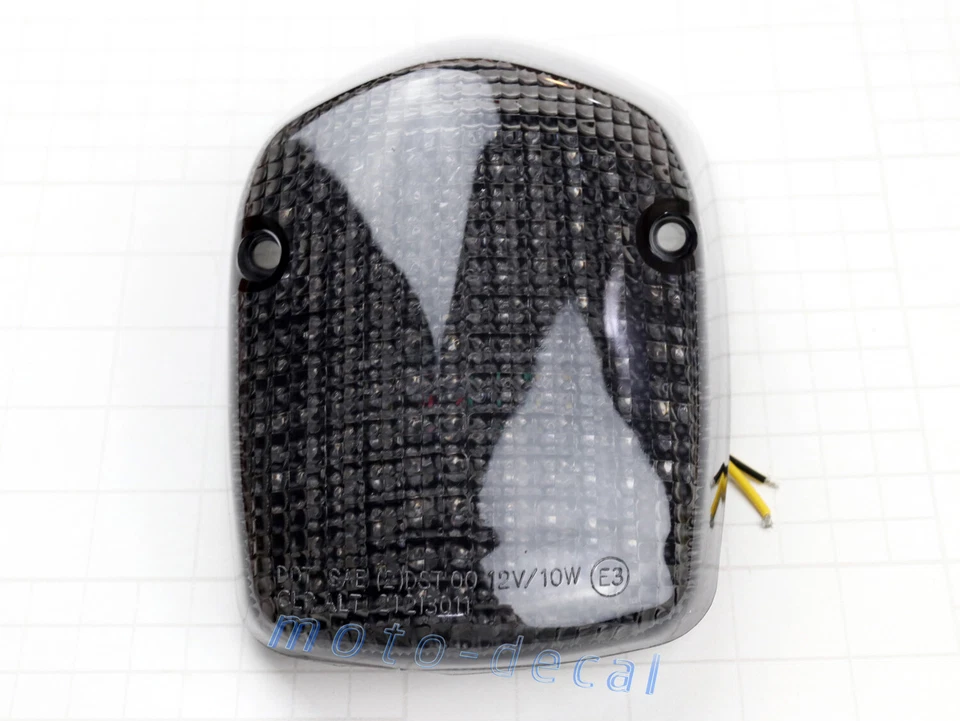 Luz trasera LED integrada para señales de giro de freno Valkyrie 1500 1800 Deluxe 750 Foto 2 de 4