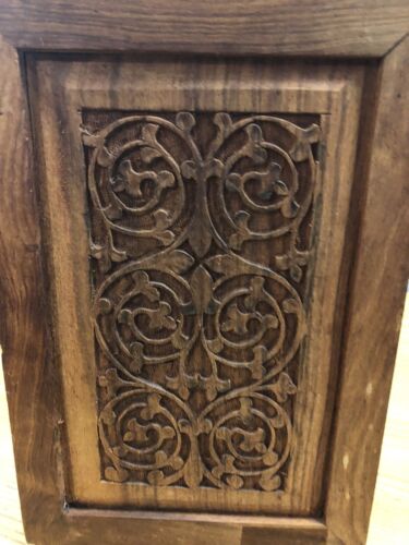 Vintage Scroll Wood Wall Hanging Key Storage Box Original Hand Crafted 11x10 - Picture 1 of 12