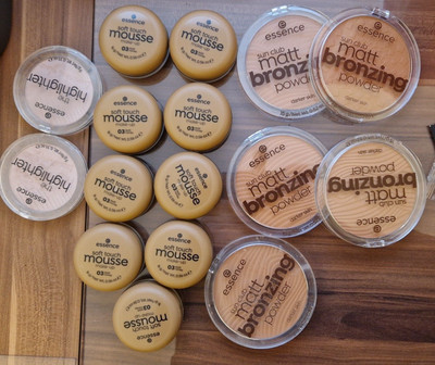 16x ESSENCE Sun Club Matt Bronzing Powder Darker Skin Mousse Make Up