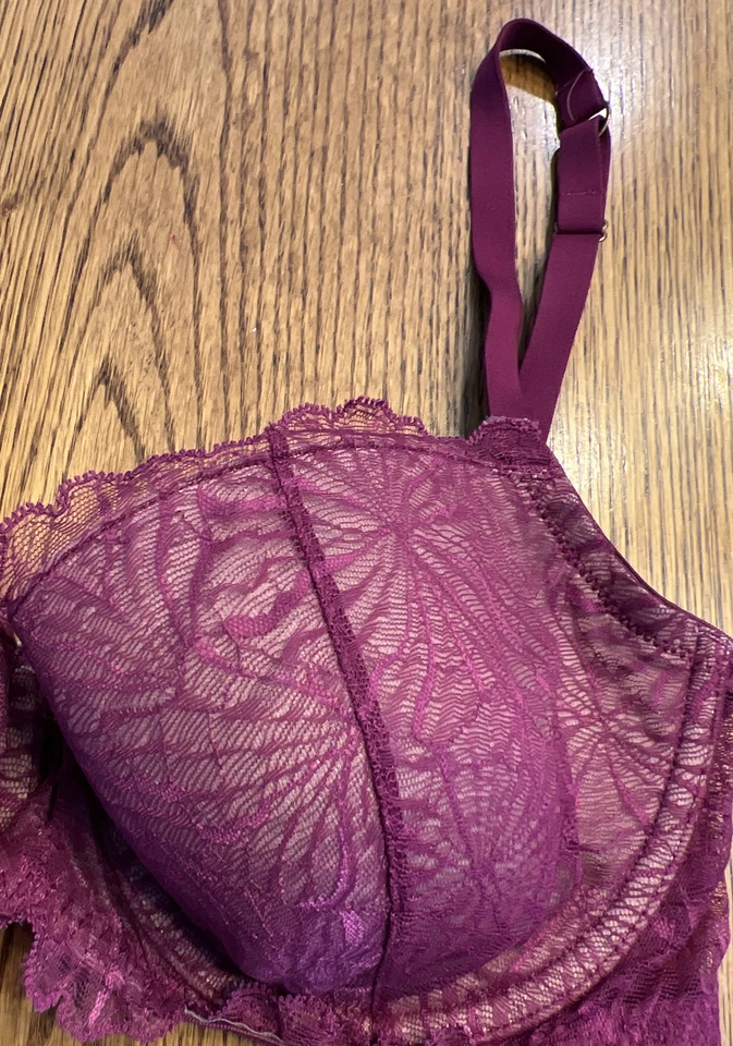 DONNA KARAN INTIMATES 勃艮第花边钢圈文胸 36D #452108 — 第 2/4 张图片