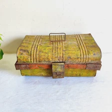 1930s Vintage Handcrafted Small Trunk Chest Decorative Collectibles T506