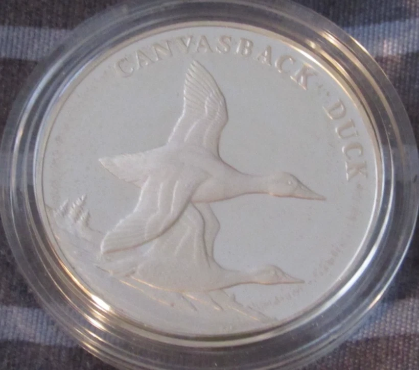 BU 2003 Silver National Wildlife Refuge System Medal: CANVASSBACK Duck (Proof) - Image 4 of 4