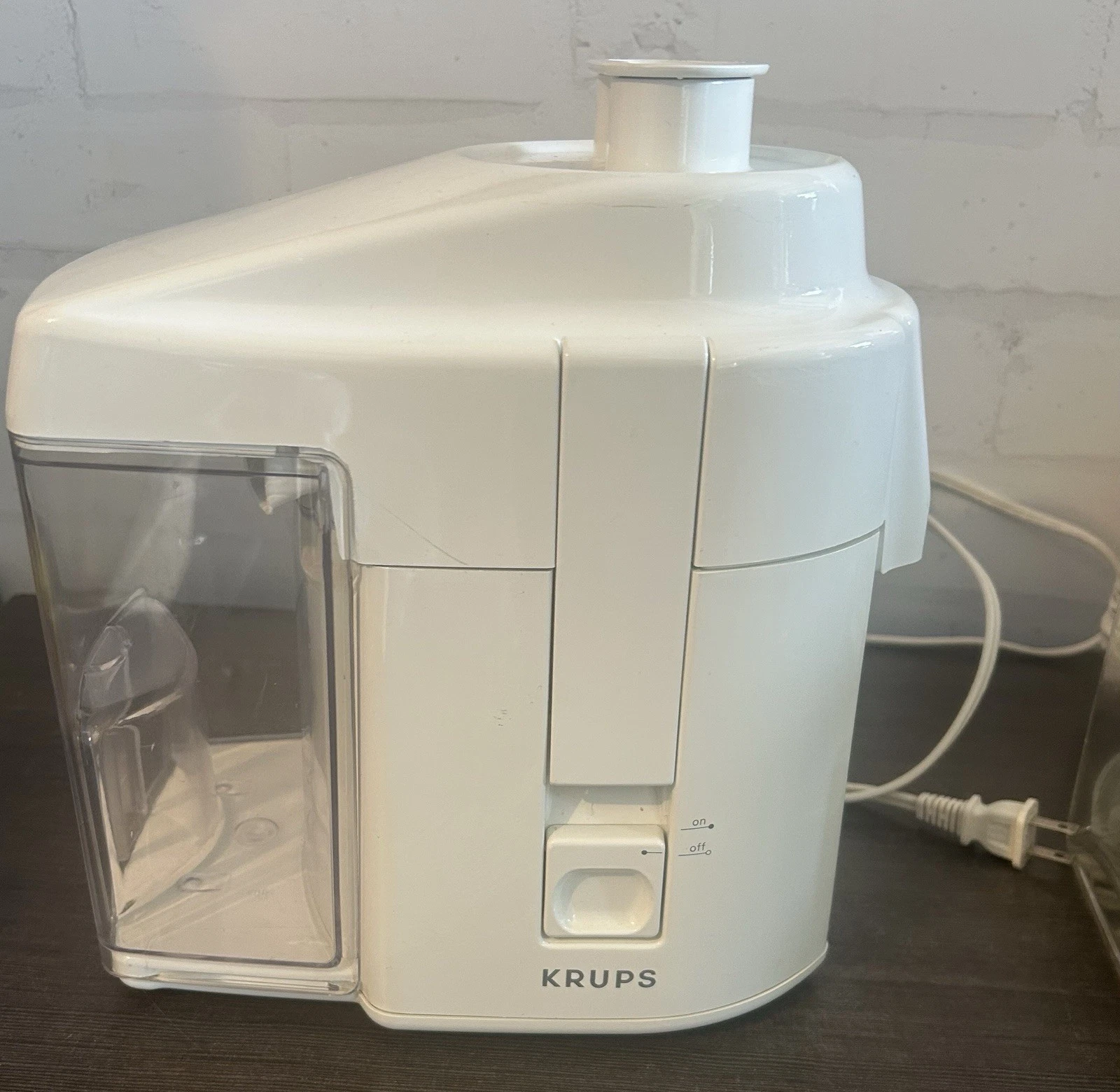 KRUPS Model 267 Juice Extractor 2-Speed Fruit Vegetable Juicer Clean & Works