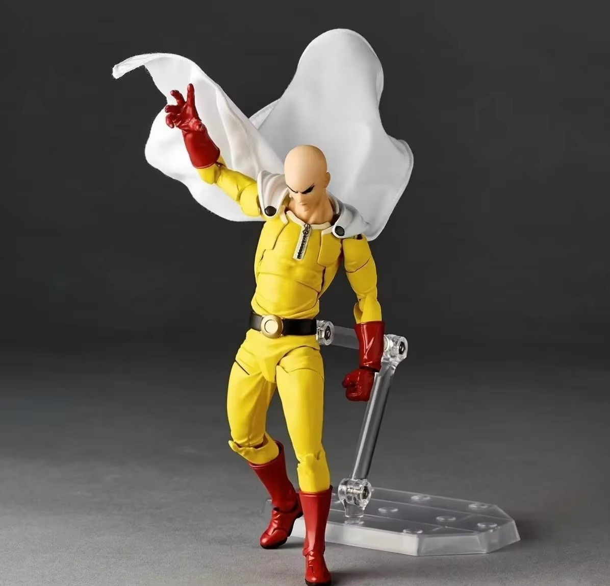 Kaiyodo Revoltech Yamaguchi One Punch Man SAITAMA with Bonus Parts