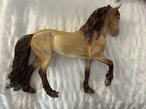 Stunning champagne BreyerFest 2026 Scandi Surprise GLOSSY!!