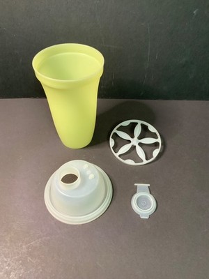 Vintage Tupperware 844 Quick Shake Gravy Mixer Blender Shaker Yellow/Sheer