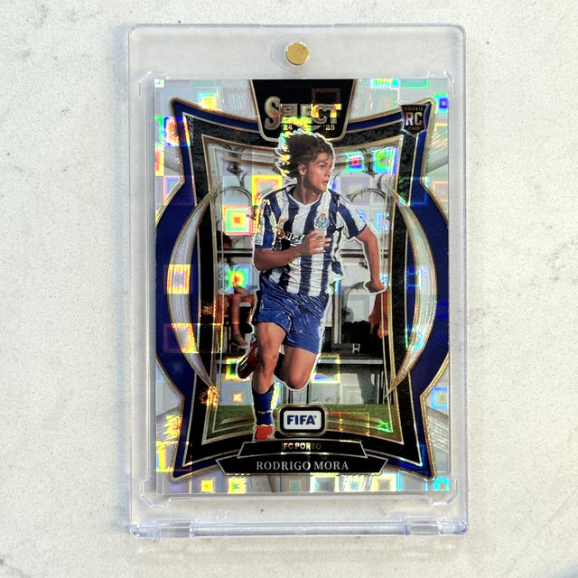 2024-25 Panini Select Fifa RODRIGO MORA #50 Rookie Pandora Prizm SP RC FC PORTO