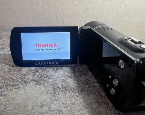 TOSHIBA CAMILEO X416 DIGITAL CAMCORDER WITH CASE NEED A NEW BATTERY - Picture 2 of 18
