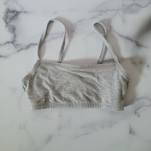 Girls Youth Bundle Of 2 Bralettes Mint Green Lace Grey Hanes Excellent Condition - Picture 6 of 10