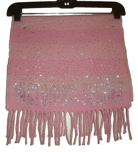 VICTORIA'S SECRET FUCHSIA PINK BLACK PLAID PLUSH SCARF WRAP