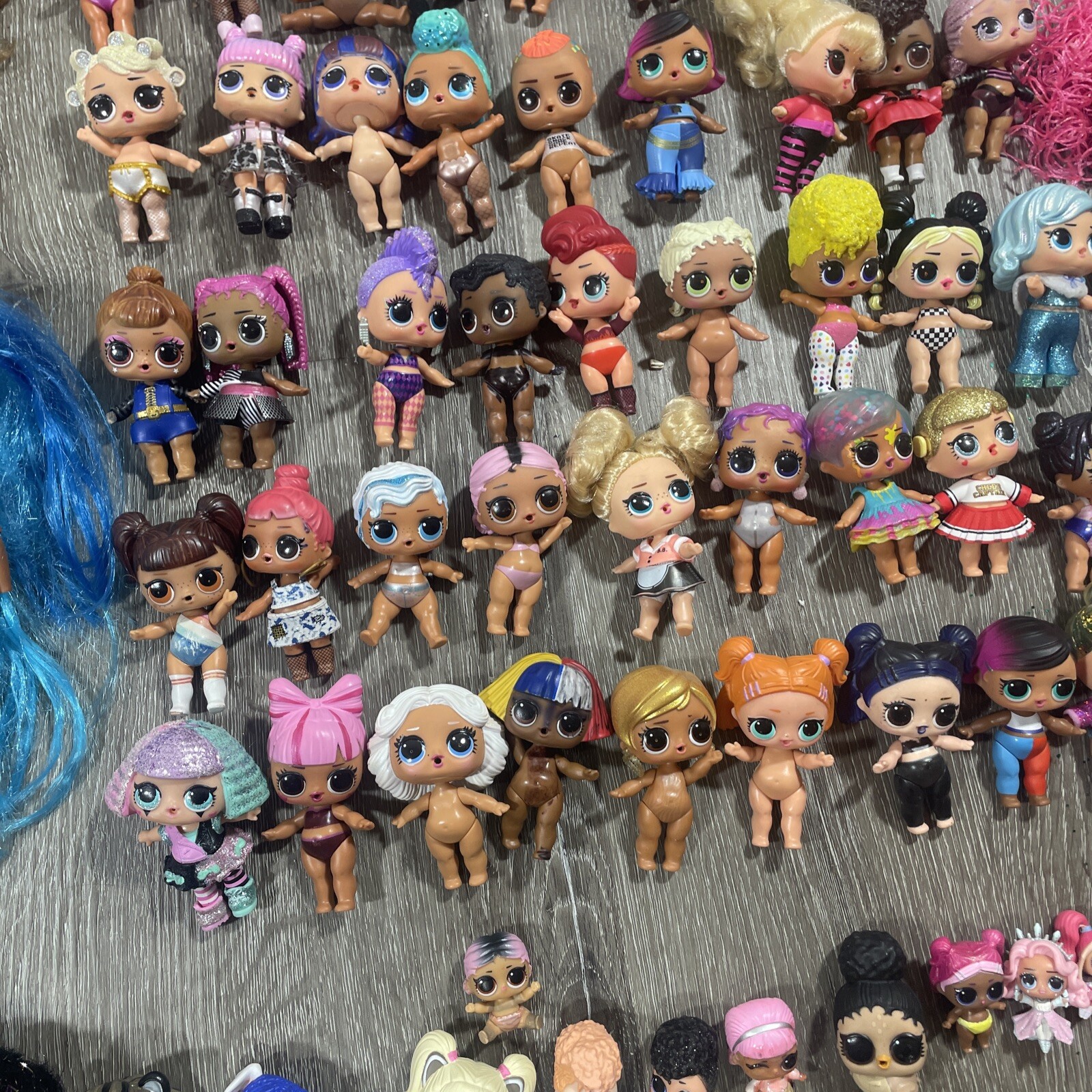 Lol Surprise dolls huge lot mixed little sisters, big sisters & Acessories 100pc