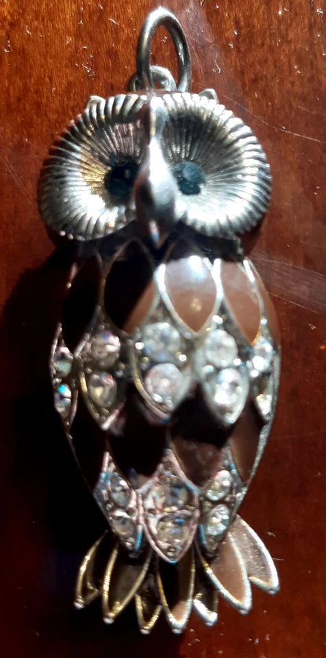 2 Ciondoli Portafortuna Vintage Arhat Bead Gufetto Pietra Naturale Tono Argento - Immagine 2 di 4