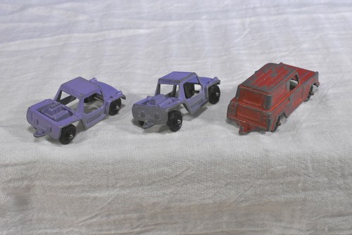 Tootsie Toy 3 Land Rovers, 2 Pick-ups, 4 Baja Runabouts(300-075) - Picture 6 of 10