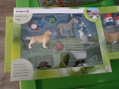 NEW Schleich Farm Life- #41423 Dog Donkey Cat Hay Bale Wheelbarrow