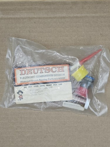 Amphenol Aerospace MS3476W12-10P Circular MIL Spec Connector, 10 Position Pin  - Picture 1 of 6