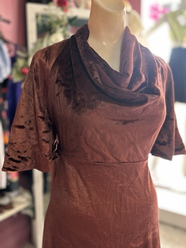 Vintage 70s Velvet Midi Maxi Dress Brown Boho Hippy Minimalist Hostess M/L - Picture 5 of 8