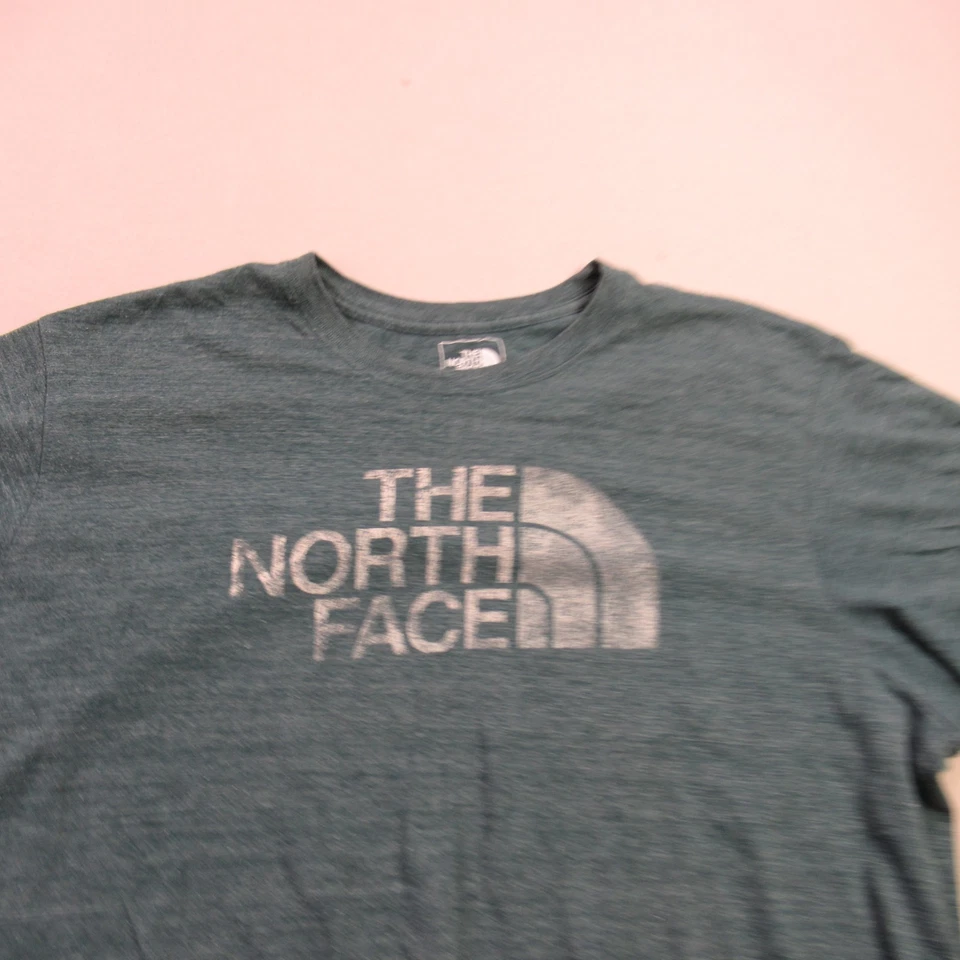 Camisa North Face Para Hombres 2XL Manga Corta Ligera Cuello Redondo Calce Ajustado Verde Foto 2 de 4