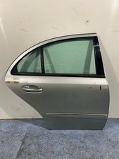 Porte arrière et accessoires Mercedes CLASSE E