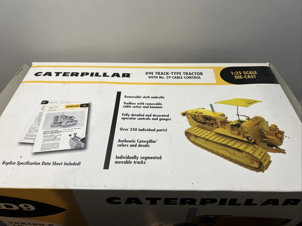 Caterpillar D9 Series E Dozer with NO 29 Cable Control First Gear/ACMOC 1:25 - Image 2 of 4