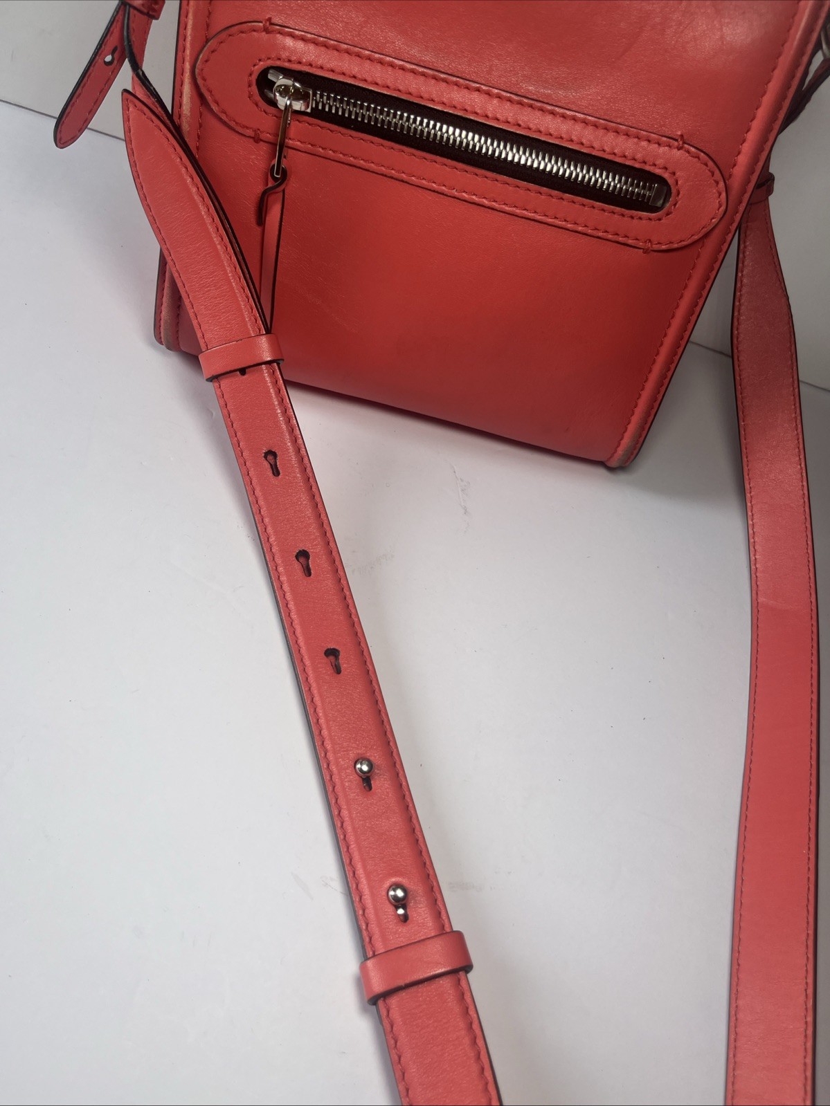 Alexander McQueen The Short Story Bag - Pink Coral Leather Spring 2021 image 3
