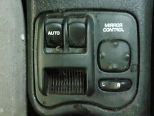 SAT S CPE 2002 Dash/Interior/Seat Switch 722938