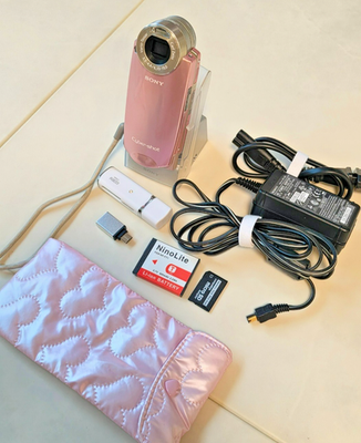 Used SONY Cyber-shot DSC-M2 strawberry milk 5.1MP Compact Camera