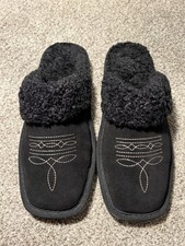 Ariat Women  s Square Toe Black Slip-On Slippers Size 9