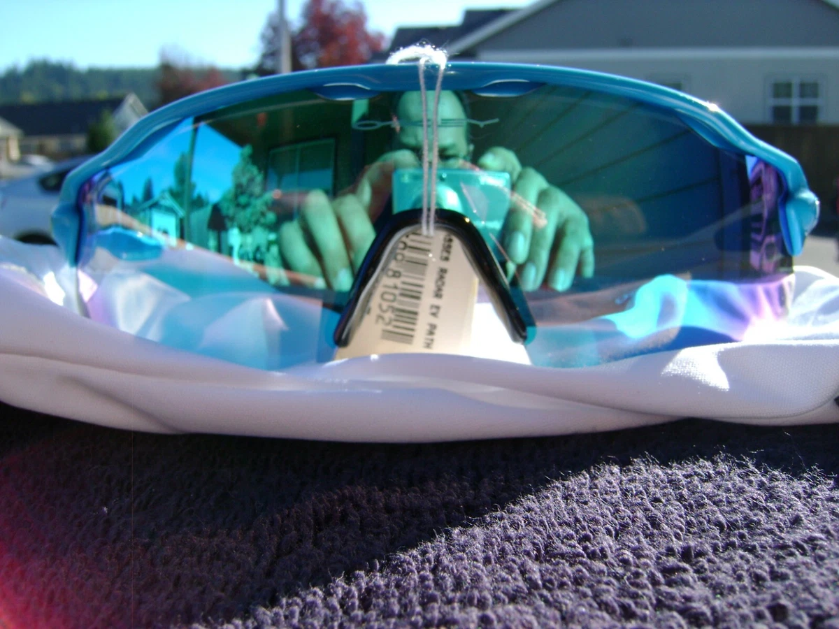 Oakley Sunglasses oo9208 03 Radar EV Sky Sapphire Iridium NEW IN