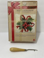 VTG 1980 Caron Christmas Holly Bouquet Latch Hook Pillow Kit 15  X 15  NOS