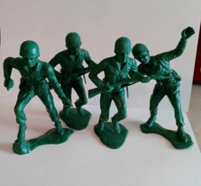 Vintage Green Army Men Plastic 5" Figure Toy Lot Unbranded Soldiers