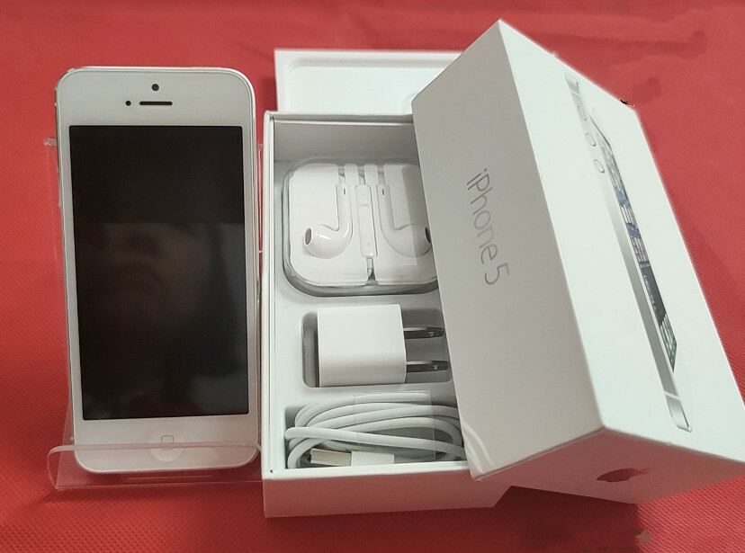 Original Apple iPhone 5 32GB white (Unlocked) A1429 IOS10