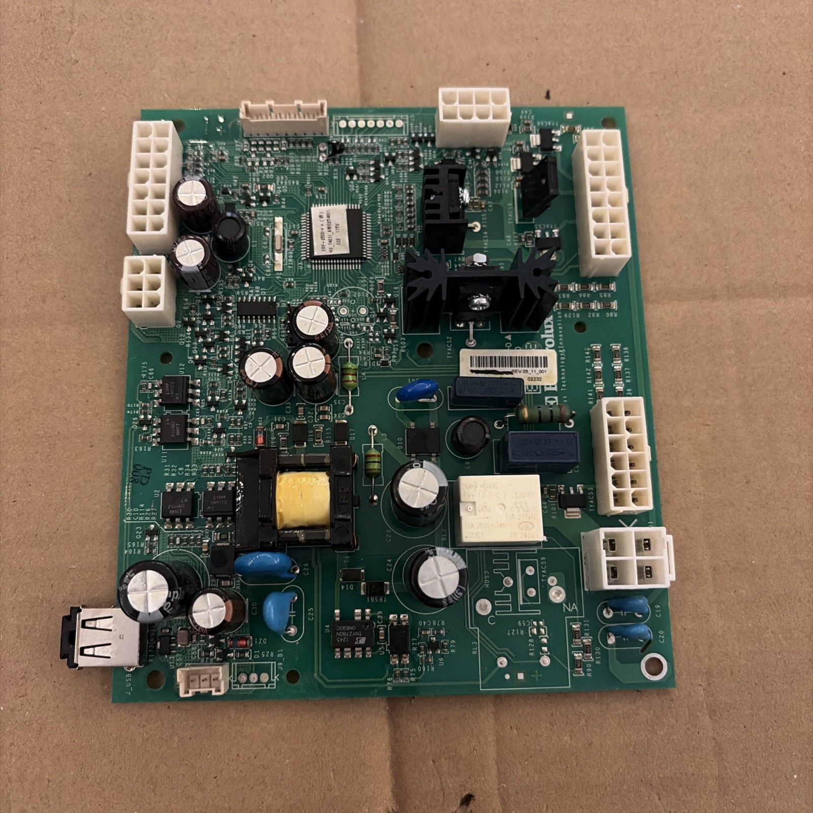 Frigidaire 242115359 Refrigerator Control Board Circuit