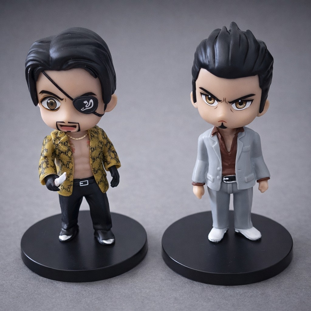 Pack Figurines Yakuza Kiryu et Majima 10 CM décor parfait pour bureau de gamer