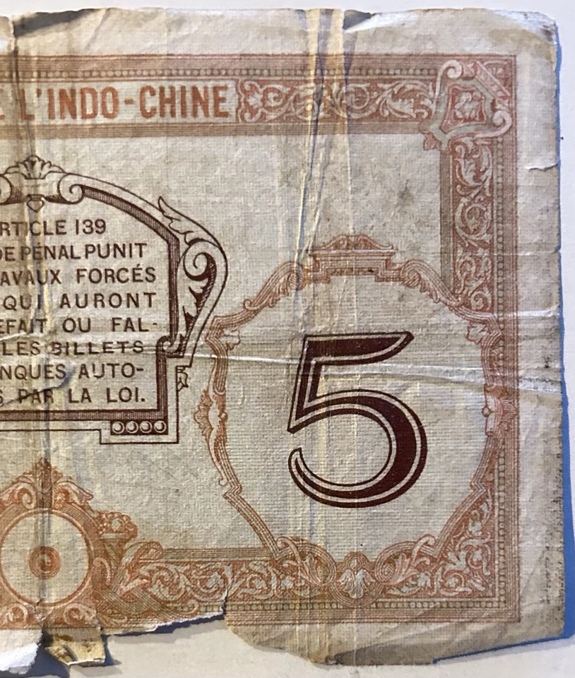 CINO FRANCS NOUMEA CUENTAS POR PAGAR EN ESPÈCES Le President, Director Génecaly Foto 2 de 4