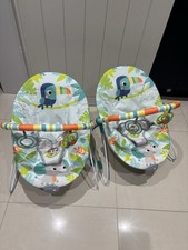 Bright Starts Rainforest Vibes Soothing Vibrating Baby Bouncer Infant Seat
