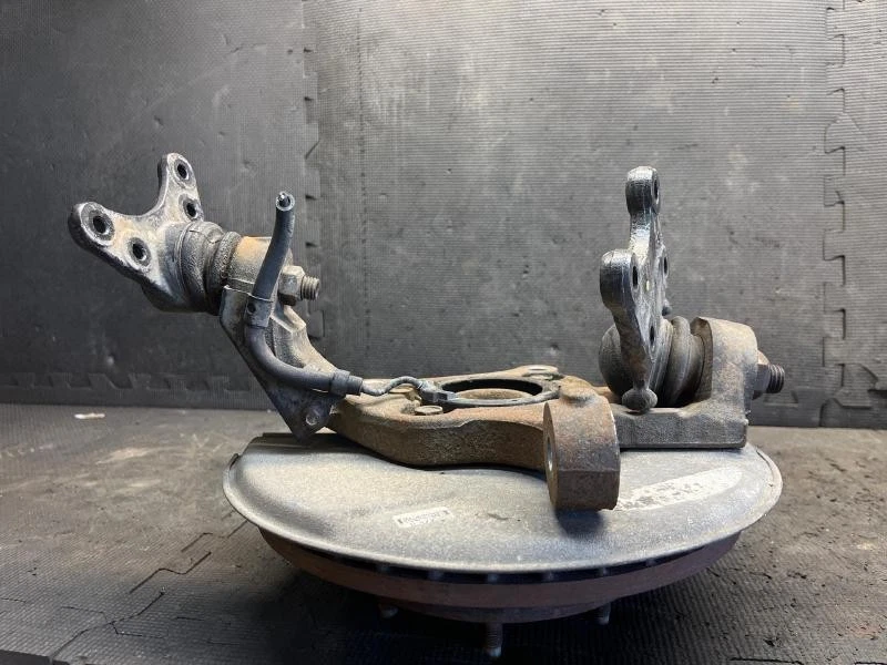 2004-2008 GMC Canyon Front Right Passenger Spindle Knuckle Assembly W/o Abs Oem - Image 4 of 4