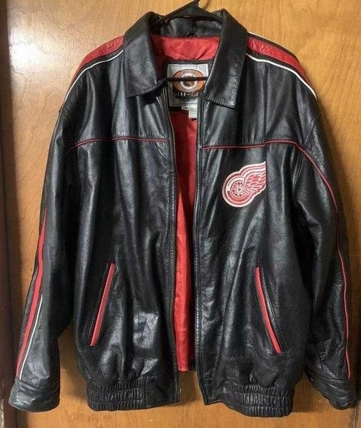 Men NHL Vintage Black Leather Jacket 40